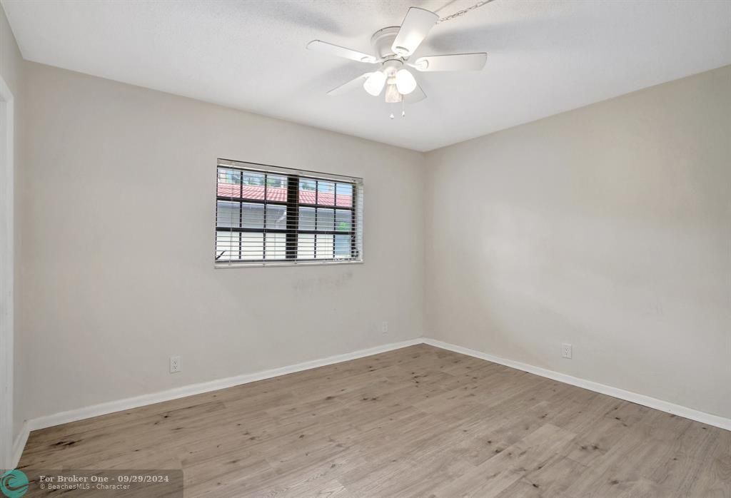 For Rent: $2,100 (2 beds, 2 baths, 960 Square Feet)