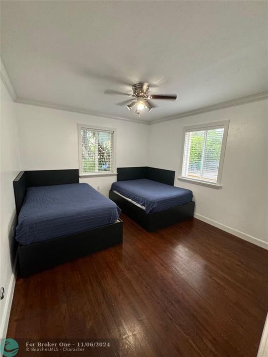 For Rent: $2,600 (2 beds, 1 baths, 3924 Square Feet)