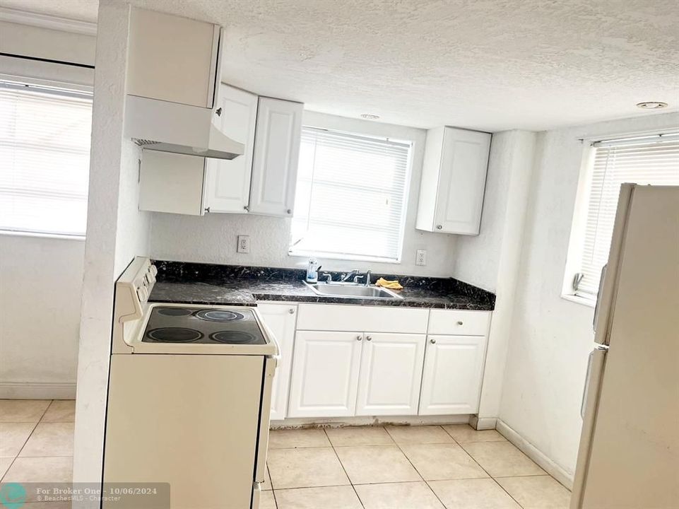 For Rent: $1,600 (1 beds, 1 baths, 763 Square Feet)