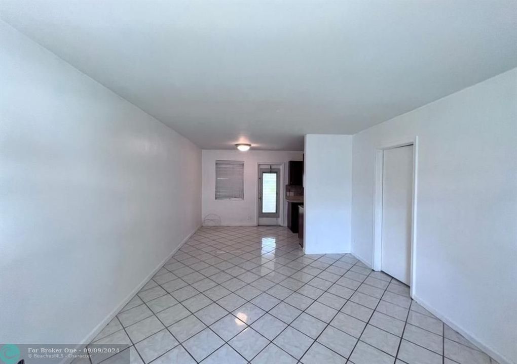 For Rent: $1,500 (1 beds, 1 baths, 574 Square Feet)