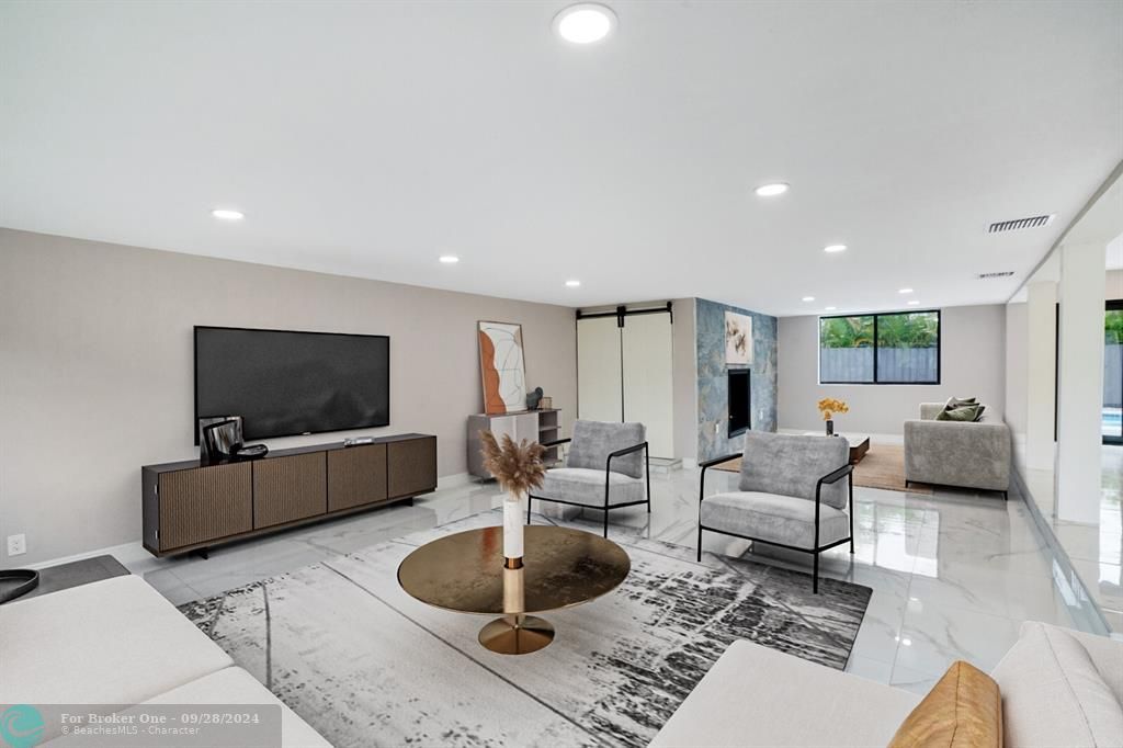 Active With Contract: $899,900 (3 beds, 2 baths, 1908 Square Feet)