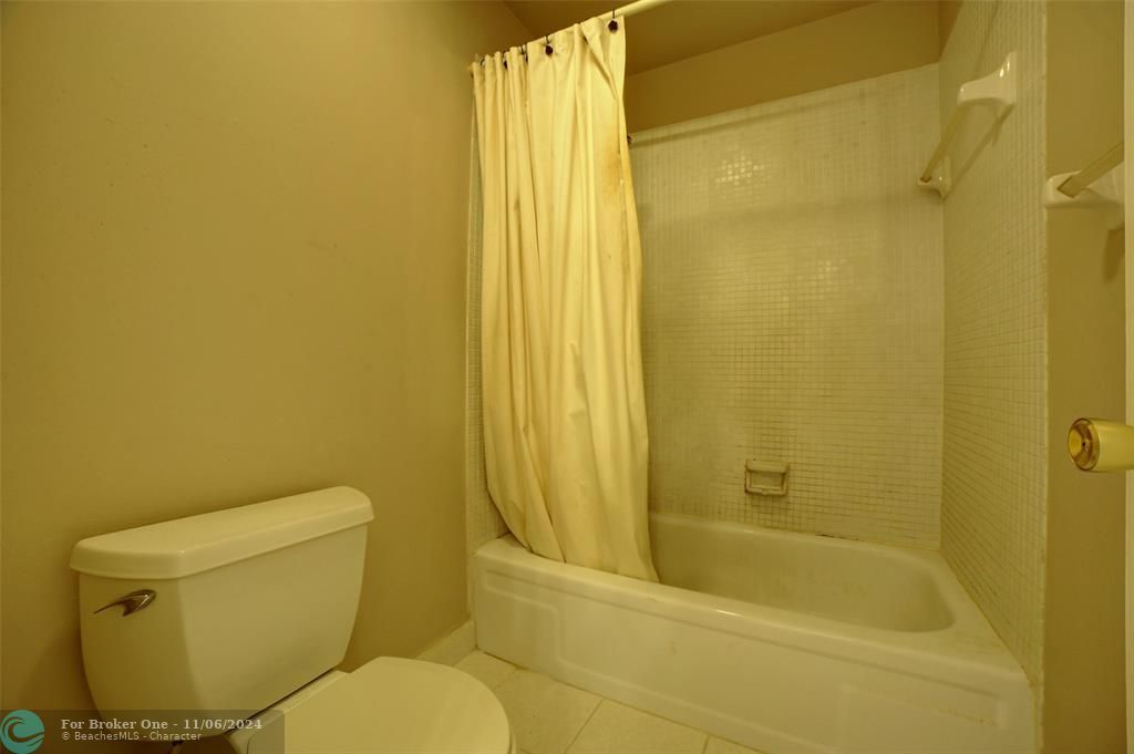 For Sale: $155,000 (2 beds, 2 baths, 1148 Square Feet)