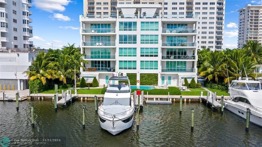 For Sale: $5,500,000 (3 beds, 3 baths, 3515 Square Feet)