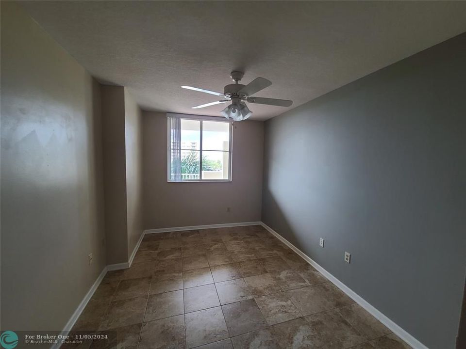 For Rent: $3,200 (2 beds, 2 baths, 1200 Square Feet)