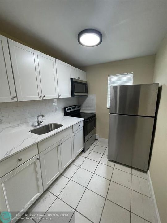 For Sale: $1,500 (2 beds, 1 baths, 676 Square Feet)