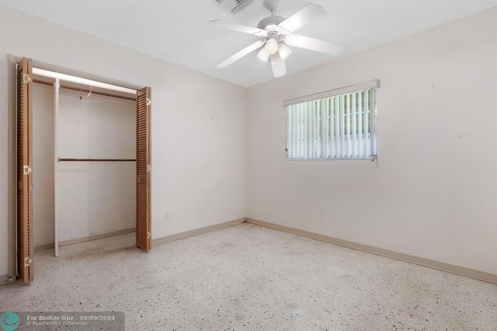 Recently Sold: $430,000 (2 beds, 2 baths, 1368 Square Feet)