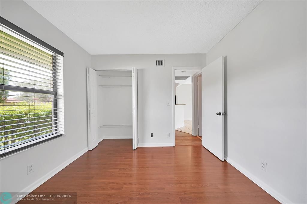 For Rent: $2,100 (2 beds, 2 baths, 1100 Square Feet)