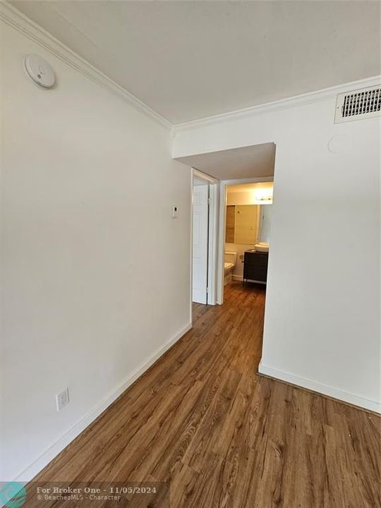 Recently Rented: $1,770 (1 beds, 1 baths, 650 Square Feet)