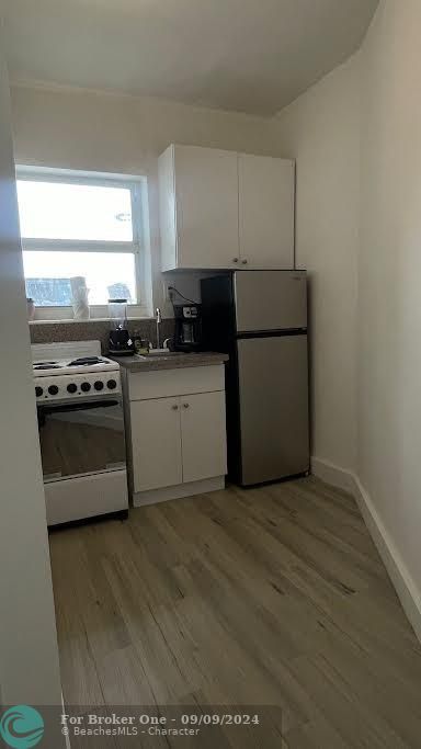 For Rent: $1,500 (0 beds, 1 baths, 4586 Square Feet)