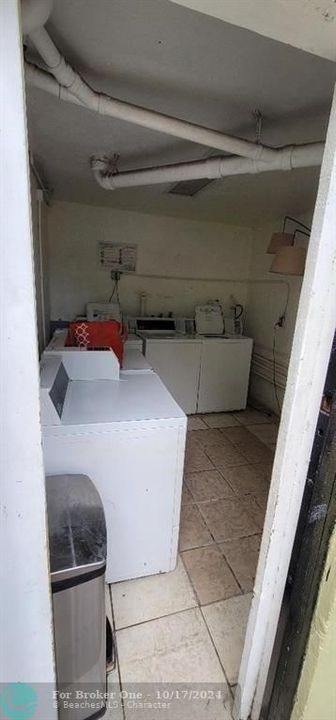 En Renta: $1,799 (2 camas, 1 baños, 9369 Pies cuadrados)