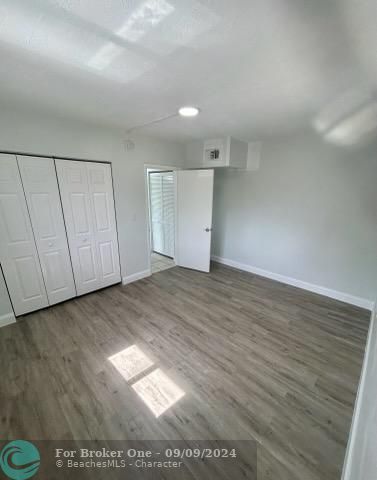 For Rent: $1,900 (2 beds, 1 baths, 25006 Square Feet)