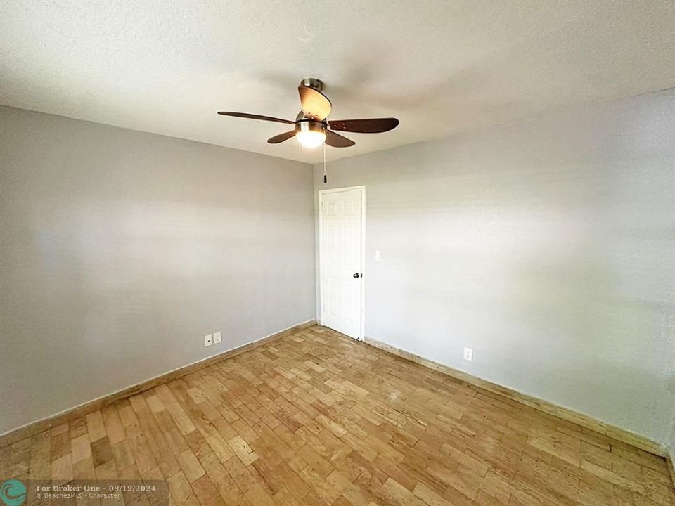 Active With Contract: $1,849 (2 beds, 1 baths, 5137 Square Feet)