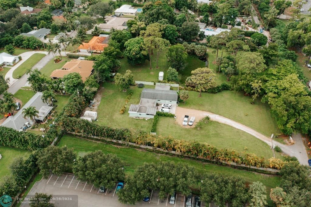 For Sale: $2,000,000 (3 beds, 2 baths, 1803 Square Feet)