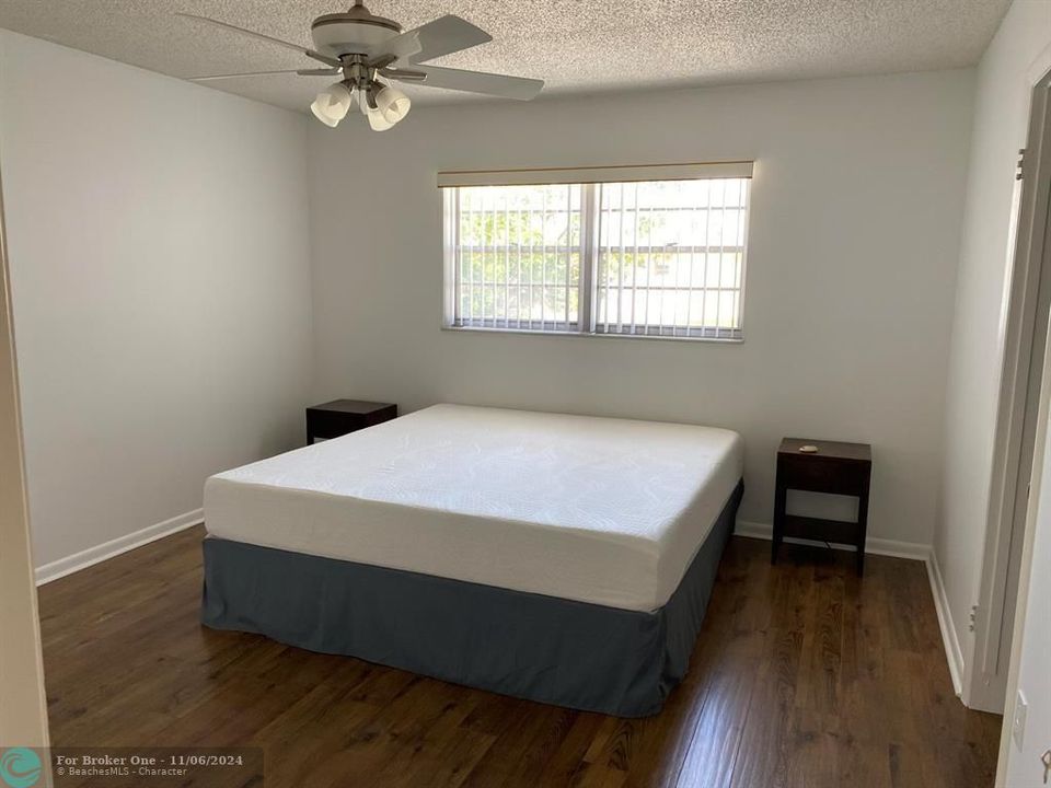 For Rent: $1,750 (1 beds, 1 baths, 552 Square Feet)