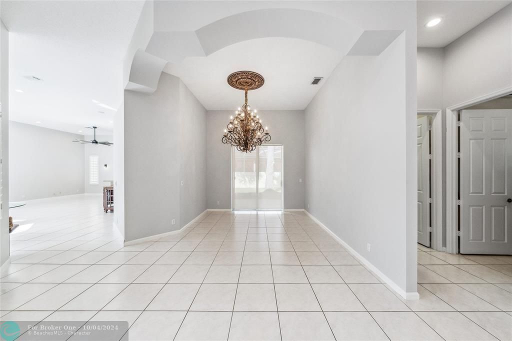 Active With Contract: $1,125,000 (5 beds, 3 baths, 2848 Square Feet)