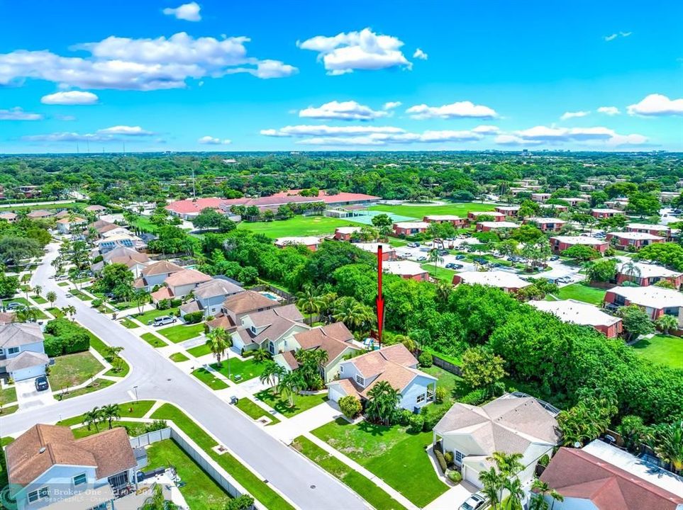 Active With Contract: $645,000 (3 beds, 2 baths, 1821 Square Feet)