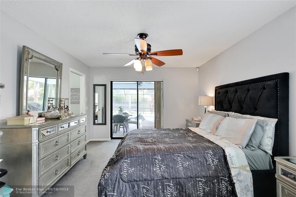 Active With Contract: $425,000 (3 beds, 2 baths, 1779 Square Feet)