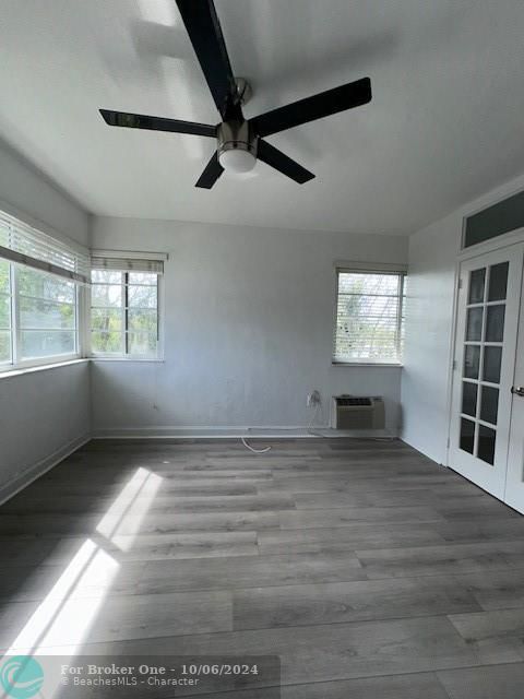 For Rent: $1,800 (1 beds, 1 baths, 690 Square Feet)