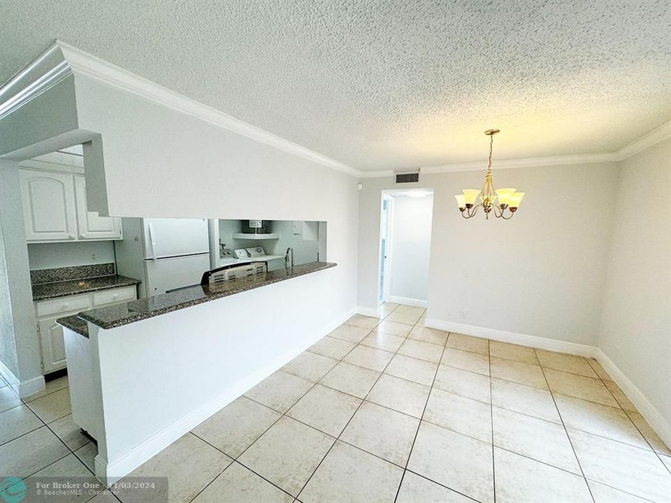 Active With Contract: $2,250 (3 beds, 2 baths, 1167 Square Feet)