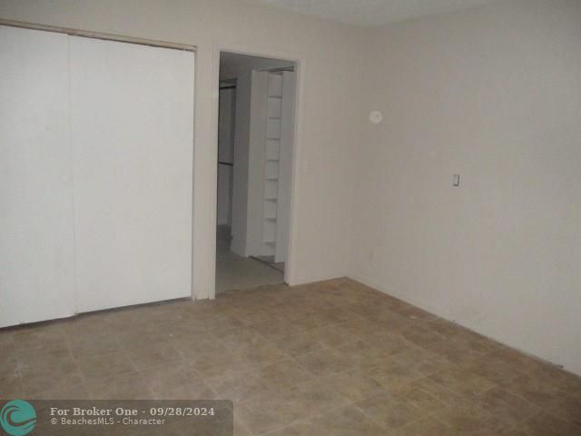 For Sale: $169,900 (2 beds, 2 baths, 1316 Square Feet)