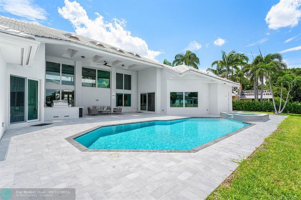 Active With Contract: $3,250,000 (4 beds, 2 baths, 5267 Square Feet)