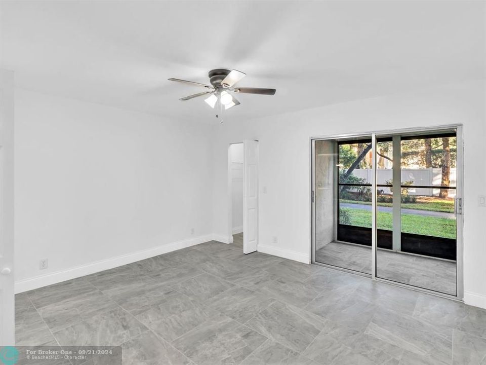 For Sale: $259,000 (2 beds, 2 baths, 1080 Square Feet)