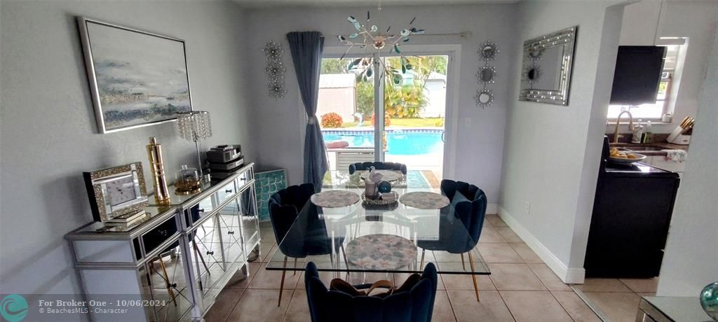 En Venta: $378,900 (2 camas, 2 baños, 1200 Pies cuadrados)