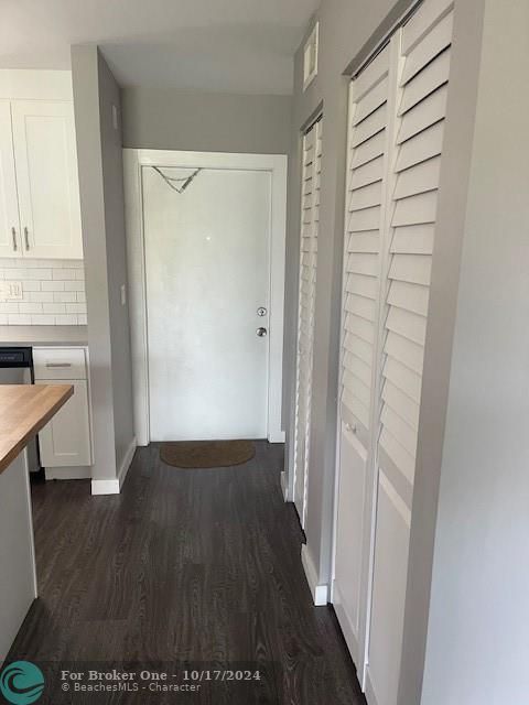 Active With Contract: $1,400 (1 beds, 1 baths, 0 Square Feet)