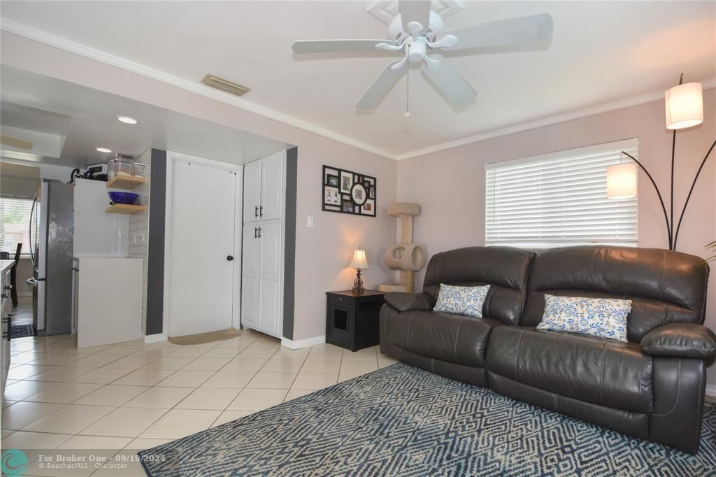 Active With Contract: $549,000 (3 beds, 2 baths, 1596 Square Feet)