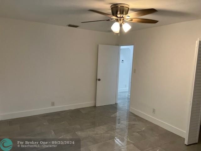 For Sale: $2,700 (2 beds, 2 baths, 1000 Square Feet)