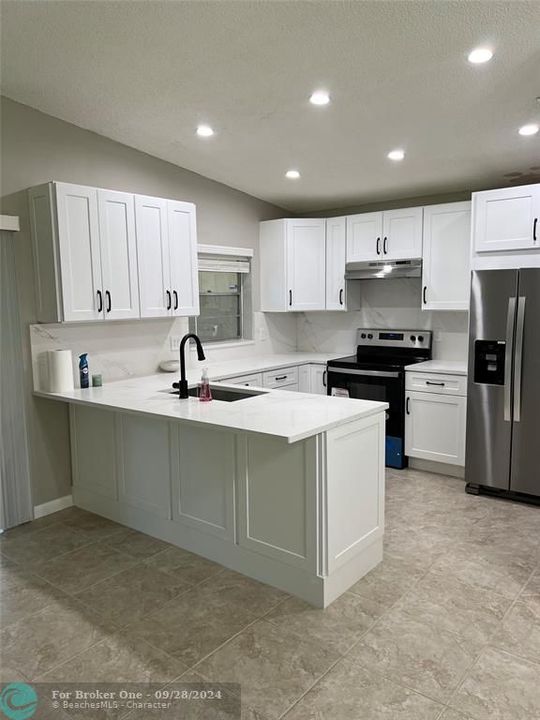 Active With Contract: $3,100 (3 beds, 2 baths, 1200 Square Feet)