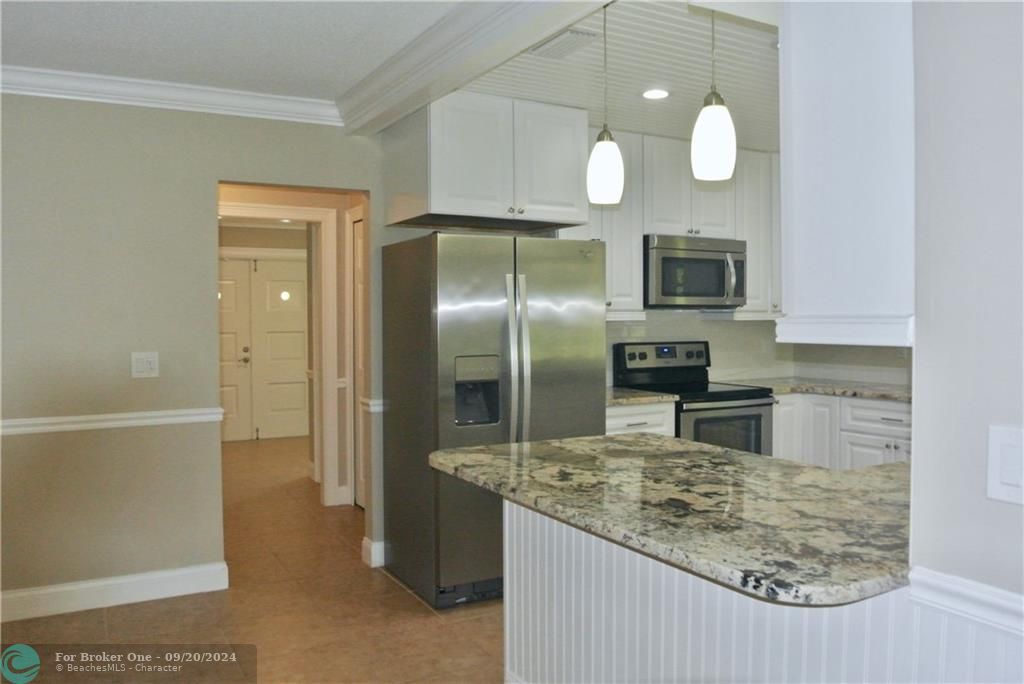 For Rent: $3,900 (2 beds, 2 baths, 1643 Square Feet)