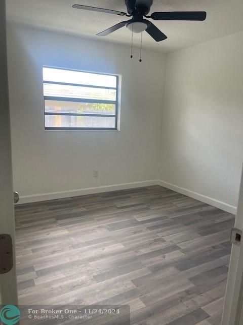 For Rent: $2,250 (2 beds, 1 baths, 2220 Square Feet)