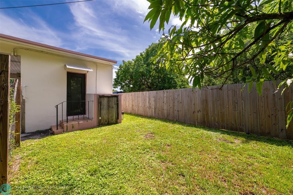 For Sale: $685,126 (3 beds, 2 baths, 1211 Square Feet)