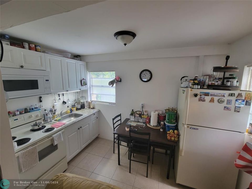 For Sale: $1,500 (0 beds, 1 baths, 2804 Square Feet)