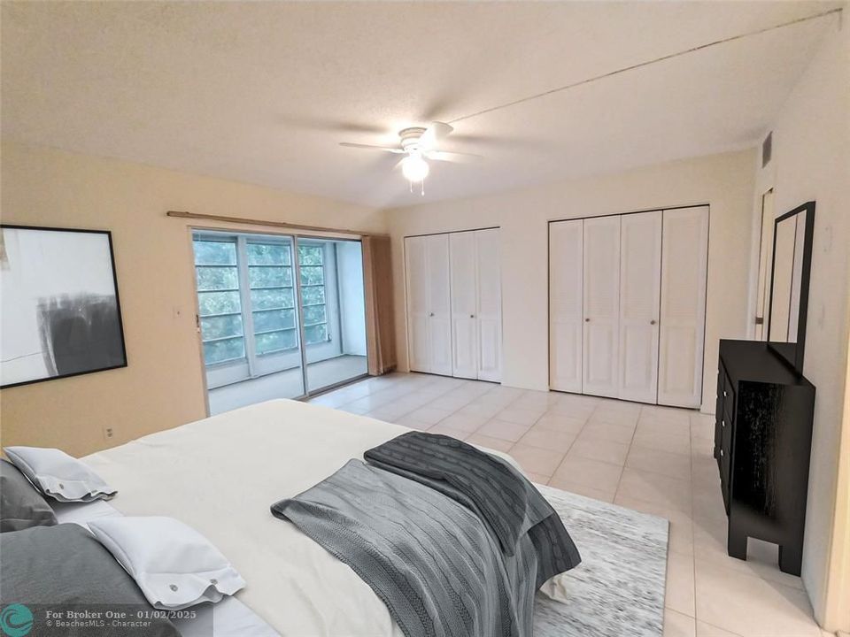 Active With Contract: $119,000 (1 beds, 1 baths, 811 Square Feet)