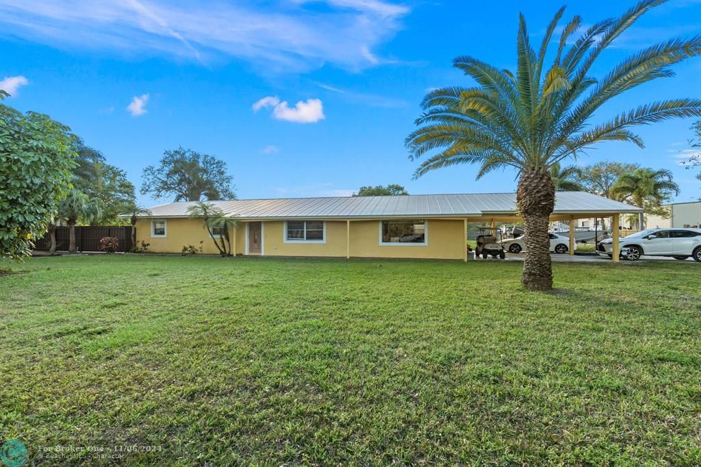 For Sale: $739,000 (3 beds, 2 baths, 2320 Square Feet)