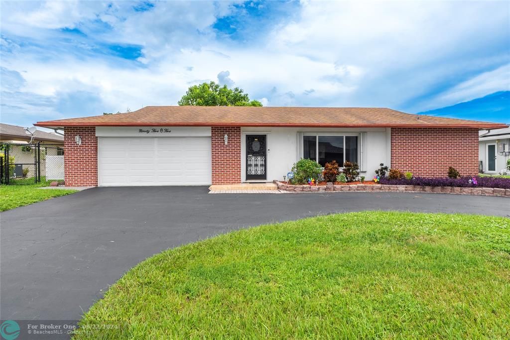 For Sale: $490,000 (3 beds, 2 baths, 1546 Square Feet)