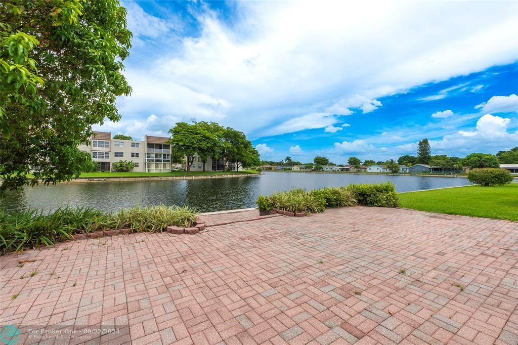 For Sale: $490,000 (3 beds, 2 baths, 1546 Square Feet)