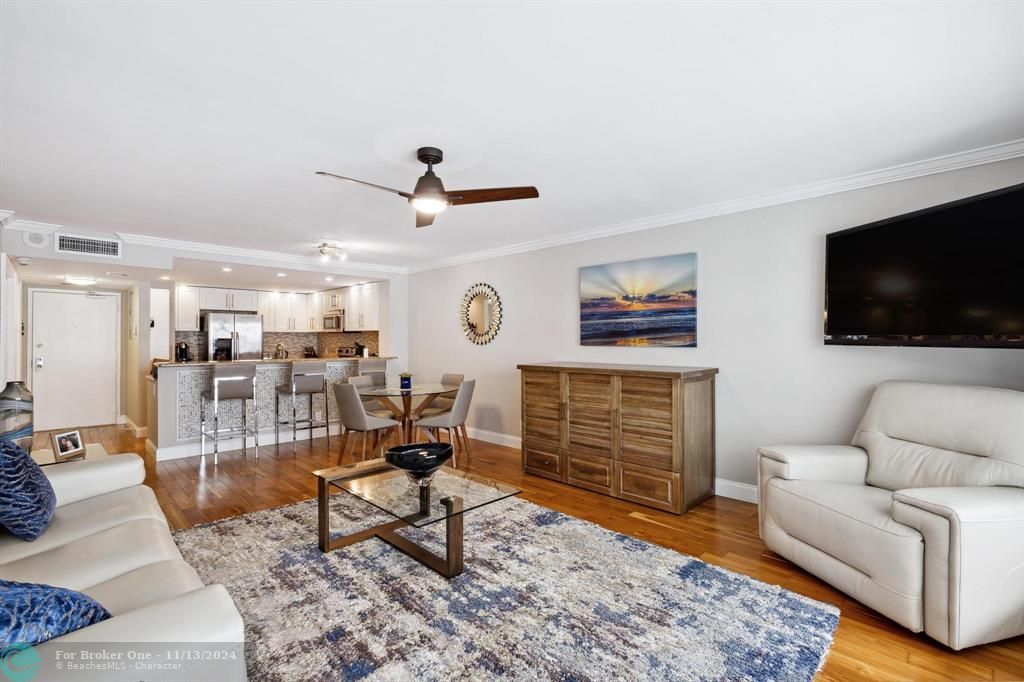 Active With Contract: $489,444 (1 beds, 1 baths, 1088 Square Feet)