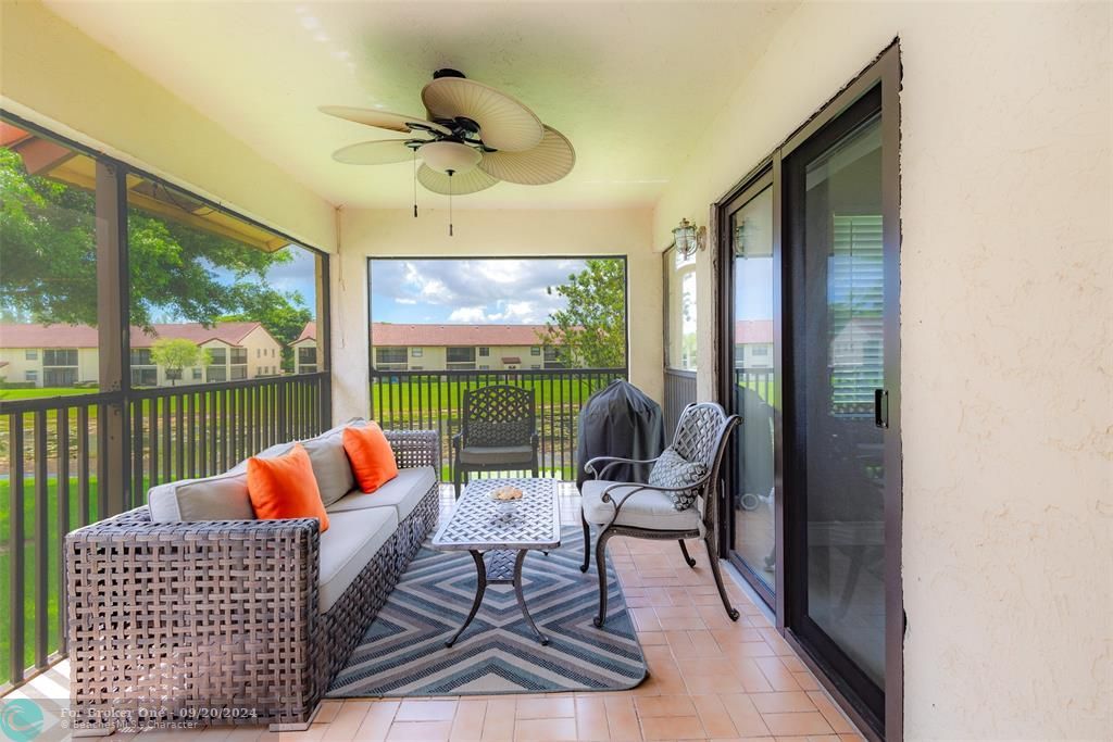 Active With Contract: $359,900 (3 beds, 2 baths, 1300 Square Feet)