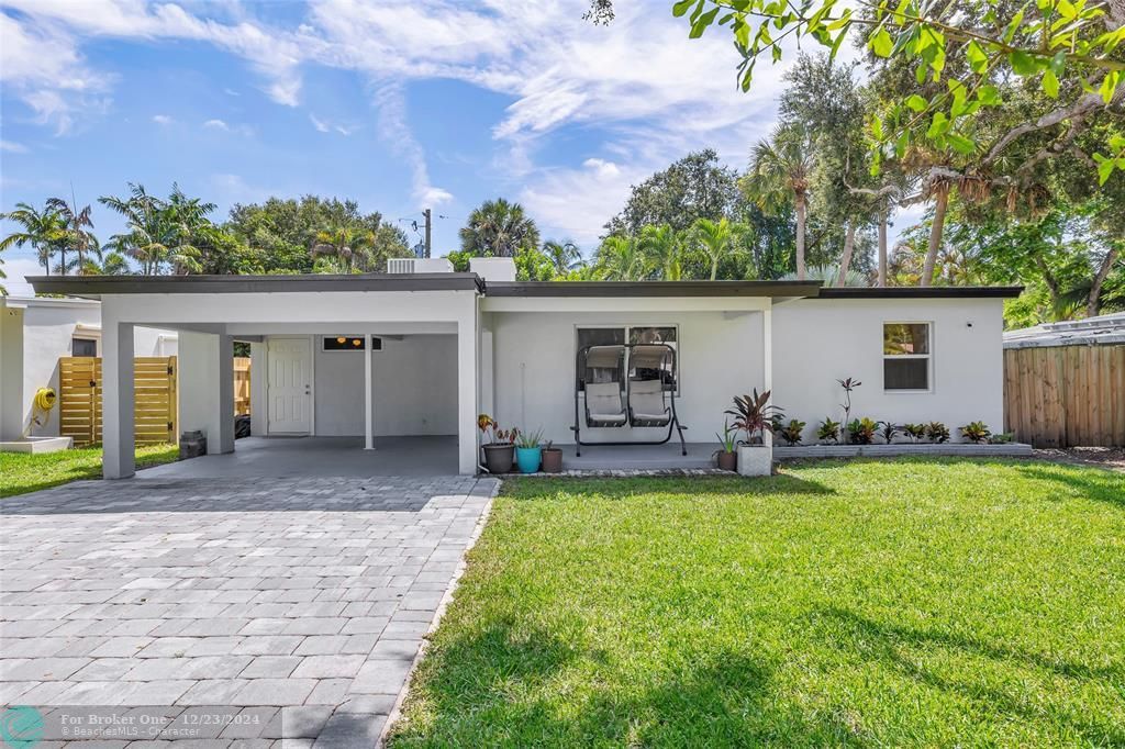 Active With Contract: $675,000 (3 beds, 2 baths, 1353 Square Feet)