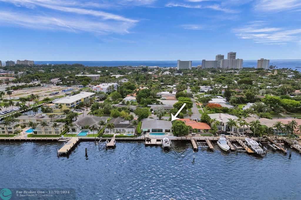 Active With Contract: $3,750,000 (4 beds, 3 baths, 3050 Square Feet)