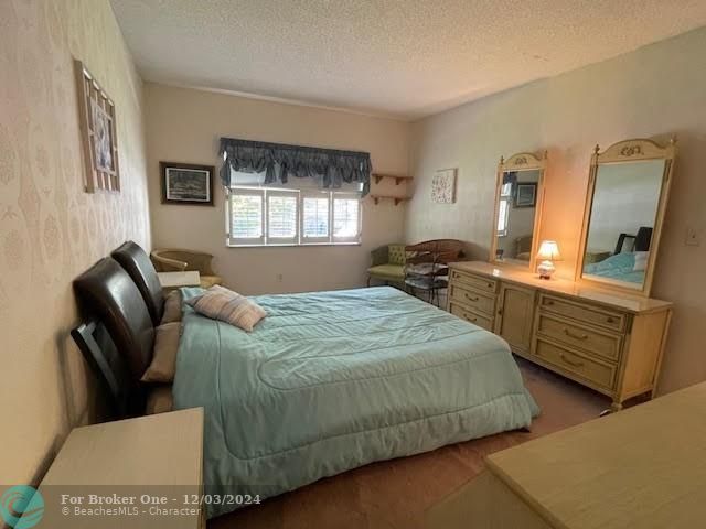 For Sale: $147,700 (1 beds, 1 baths, 665 Square Feet)