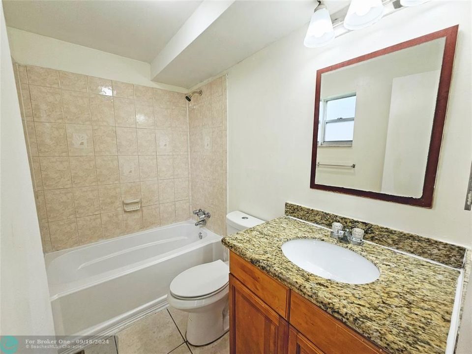 For Rent: $1,700 (2 beds, 2 baths, 959 Square Feet)