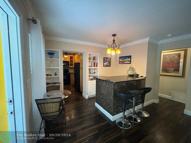 For Sale: $3,500 (2 beds, 2 baths, 1220 Square Feet)