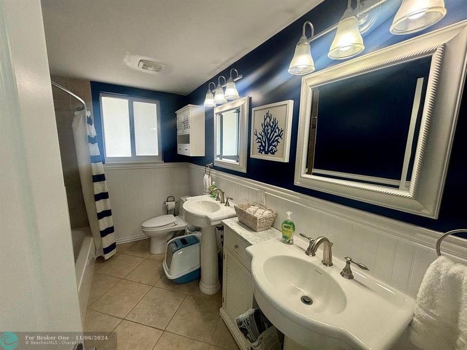 For Sale: $5,500 (3 beds, 2 baths, 2772 Square Feet)