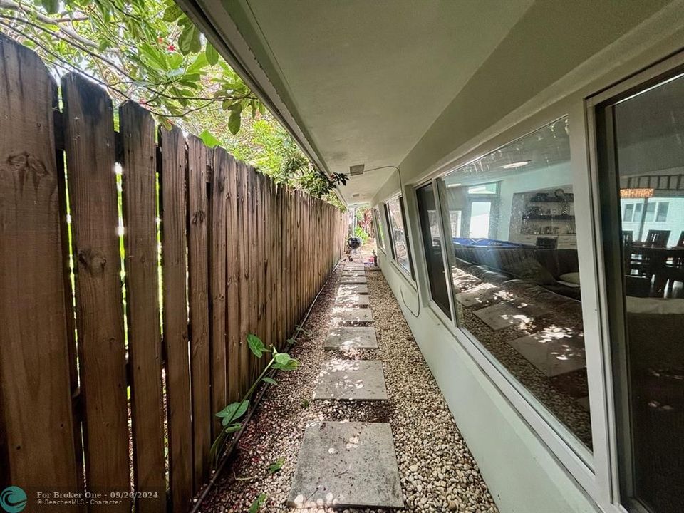 For Sale: $5,500 (3 beds, 2 baths, 2772 Square Feet)