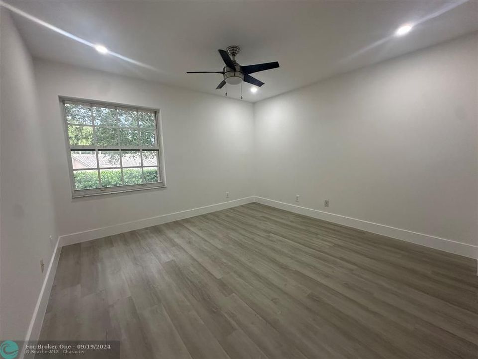 For Rent: $4,900 (4 beds, 2 baths, 2408 Square Feet)