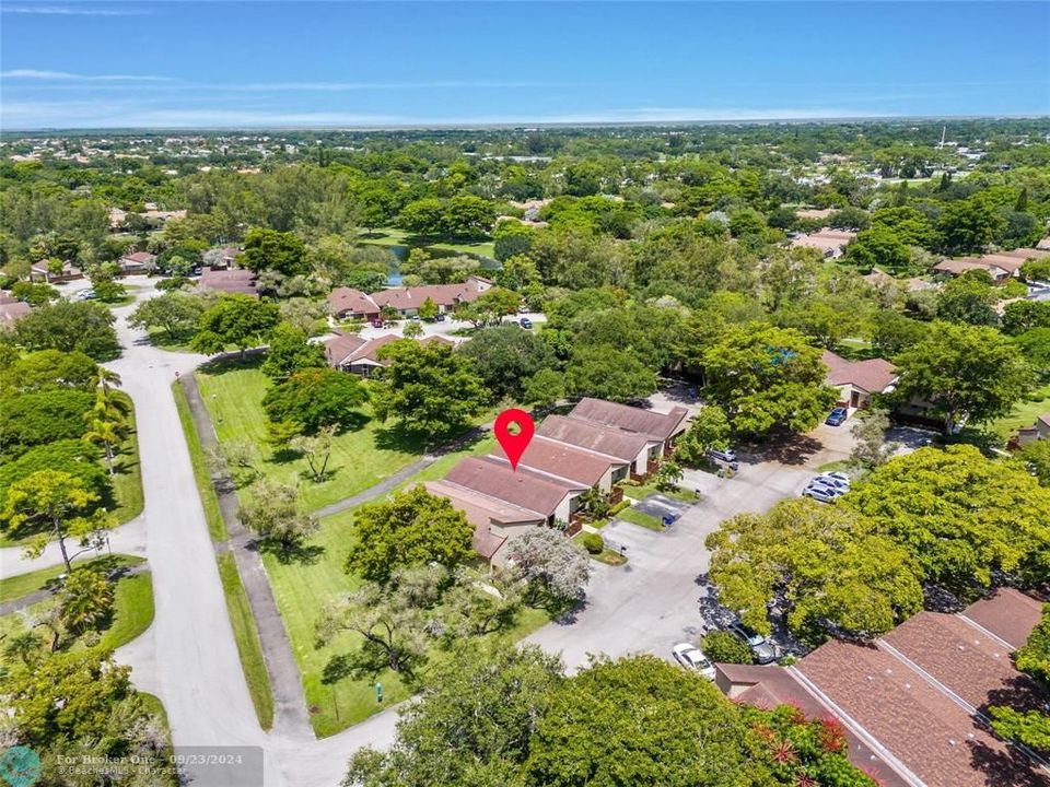 For Sale: $435,000 (3 beds, 2 baths, 1200 Square Feet)